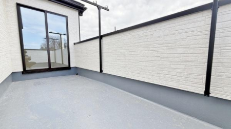 �_�ސ쌧���l�s���捡�h�����̐V�z��ˌ��Ẵo���R�j�[