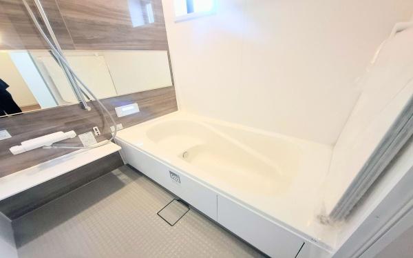 �_�ސ쌧���s��������P�u1���ڂ̐V�z��ˌ��Ă̗���