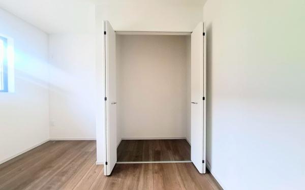 �_�ސ쌧���s��������P�u1���ڂ̐V�z��ˌ��Ă̎��[