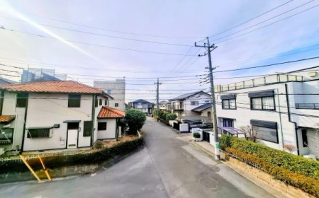 �_�ސ쌧���s��������P�u1���ڂ̐V�z��ˌ��Ă̏Z�˂���̒��]�ʐ^