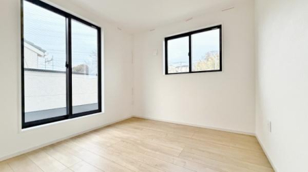 �_�ސ쌧���l�s���V�����̐V�z��ˌ��Ă̗m��