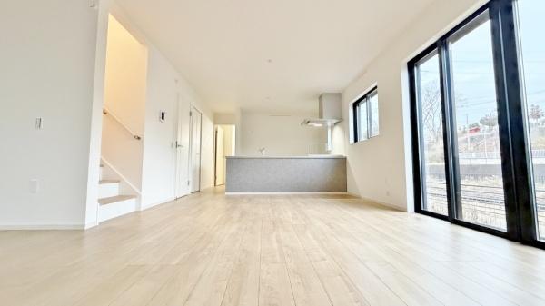 �_�ސ쌧���l�s���V�����̐V�z��ˌ��Ẵ��r���O