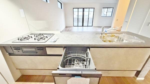 �_�ސ쌧���l�s���V�����̐V�z��ˌ��ẴL�b�`��