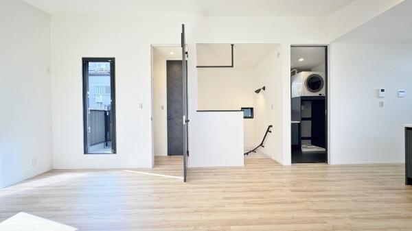 �����s���c�s�{���c�̐V�z��ˌ��Ẵ��r���O