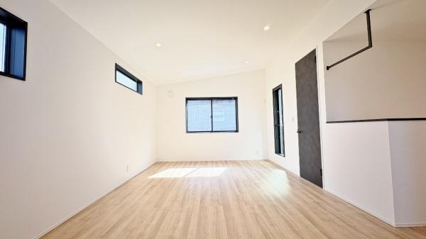 �����s���c�s�{���c�̐V�z��ˌ��Ẵ��r���O