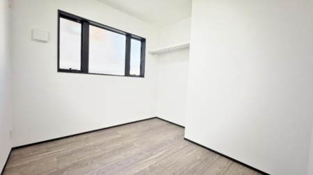 �����s���c�s�{���c�̐V�z��ˌ��Ă̗m��