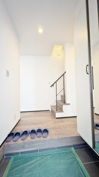 �����s���c�s�{���c�̐V�z��ˌ��Ă̌���