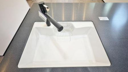 �����s���c�s�{���c�̐V�z��ˌ��ẴL�b�`��