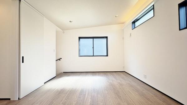 �����s���c�s�{���c�̐V�z��ˌ��Ẵ��r���O