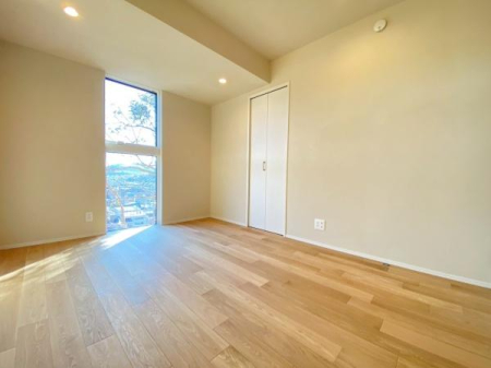 �_�ސ쌧���q�s����2���ڂ̐V�z��ˌ��Ă̐Q��