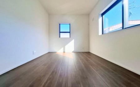 �_�ސ쌧���l�s�ߌ��擌����1���ڂ̐V�z��ˌ��Ă̗m��