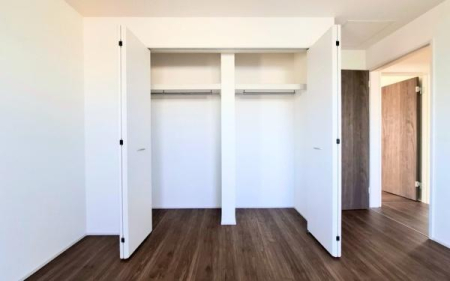 �_�ސ쌧���l�s�ߌ��擌����1���ڂ̐V�z��ˌ��Ă̎��[