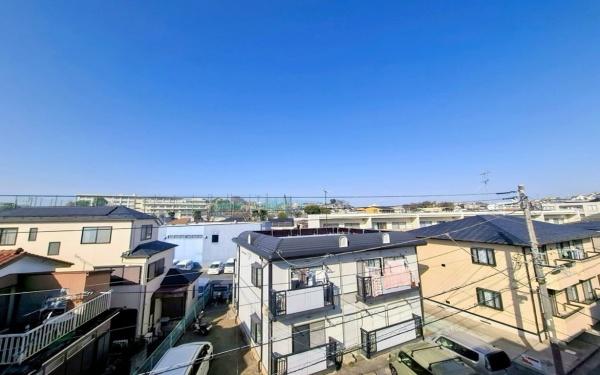 �_�ސ쌧���l�s�ߌ��擌����1���ڂ̐V�z��ˌ��Ă̏Z�˂���̒��]�ʐ^