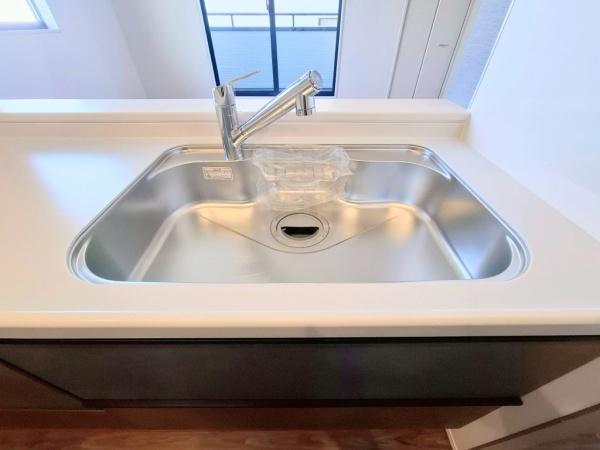 �_�ސ쌧���l�s�ߌ��擌����1���ڂ̐V�z��ˌ��ẴL�b�`��