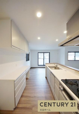 �_�ސ쌧���l�s�˒ˋ�˒˒��̐V�z��ˌ��ẴL�b�`��