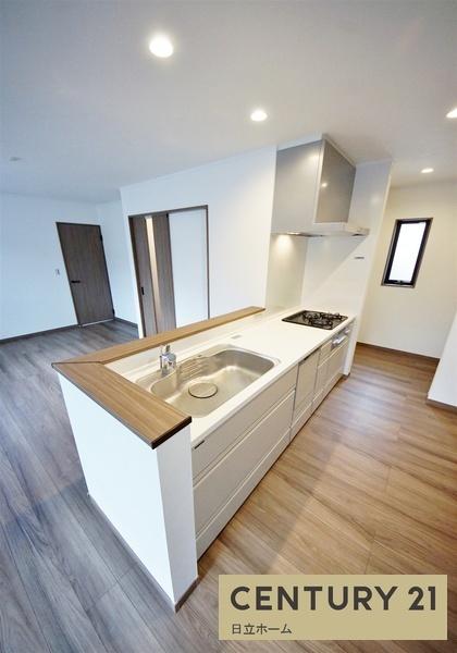 �_�ސ쌧���l�s�˒ˋ�˒˒��̐V�z��ˌ��ẴL�b�`��