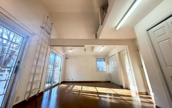 �_�ސ쌧���l�s�t��`�q�c1���ڂ̒��È�ˌ��Ă̐Q��