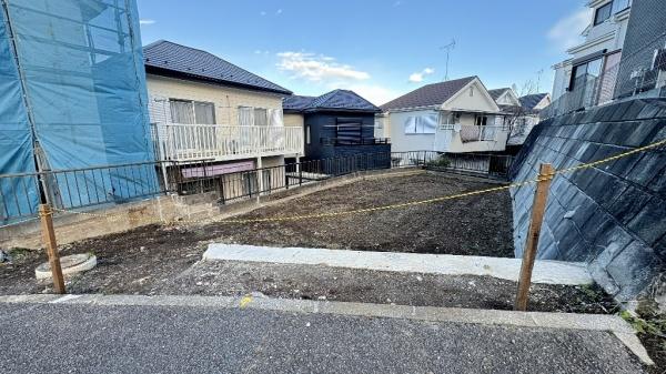 �_�ސ쌧���l�s�΋��R3���ڂ̐V�z��ˌ��Ă̂��̑����n