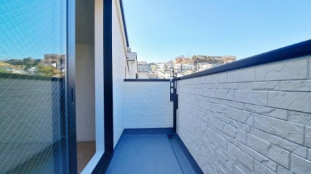 �_�ސ쌧���l�s��q��ێR1���ڂ̐V�z��ˌ��Ẵo���R�j�[