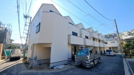 �_�ސ쌧���l�s��q��ێR1���ڂ̐V�z��ˌ��Ă̂��̑����n