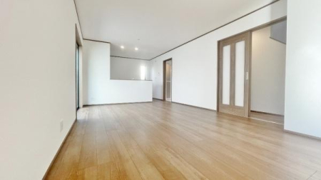 �_�ސ쌧���l�s�˒ˋ拂�򒬂̐V�z��ˌ��Ẵ��r���O