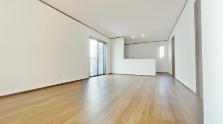 �_�ސ쌧���l�s�˒ˋ拂�򒬂̐V�z��ˌ��Ẵ��r���O