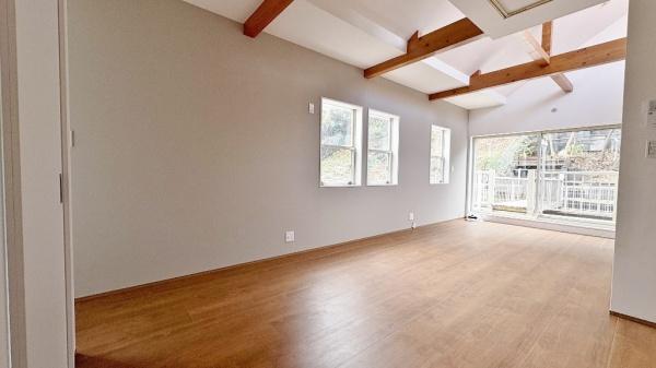 �_�ސ쌧���l�s�`������6���ڂ̒��È�ˌ��Ẵ��r���O