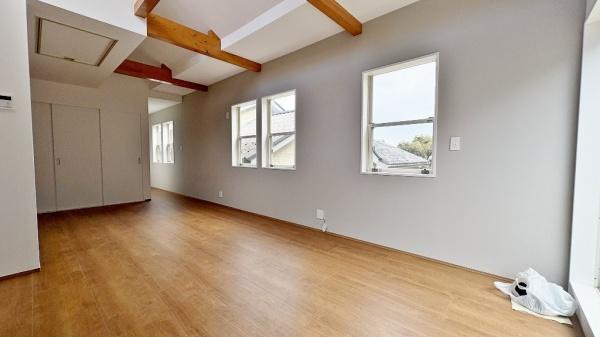 �_�ސ쌧���l�s�`������6���ڂ̒��È�ˌ��Ẵ��r���O