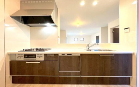 �_�ސ쌧���l�s�h��j���2���ڂ̐V�z��ˌ��ẴL�b�`��