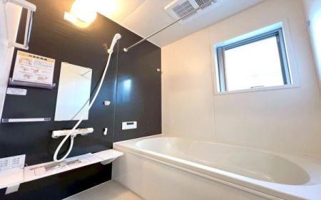 �_�ސ쌧���l�s�h��j���2���ڂ̐V�z��ˌ��Ă̗���