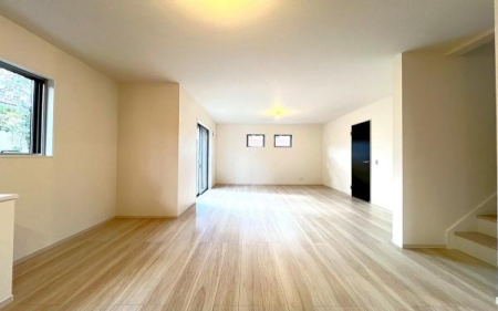 �_�ސ쌧���l�s�h��j���2���ڂ̐V�z��ˌ��Ẵ��r���O