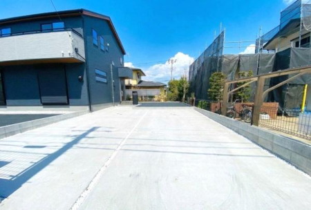 �_�ސ쌧���l�s����折���J��6���ڂ̐V�z��ˌ��Ă̒��ԏ�