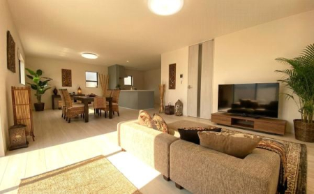 �_�ސ쌧���l�s����折���J��6���ڂ̐V�z��ˌ��Ẵ��r���O