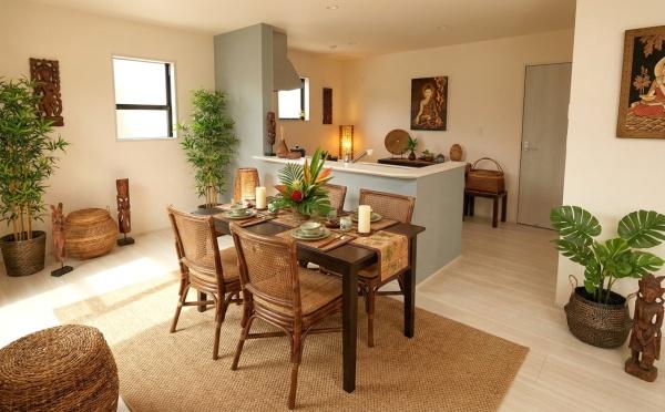 �_�ސ쌧���l�s����折���J��6���ڂ̐V�z��ˌ��ẴL�b�`��