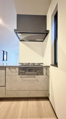 �_�ސ쌧���l�s�`�k����g4���ڂ̒��È�ˌ��ẴL�b�`��