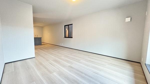 �_�ސ쌧���l�s�`�k����g4���ڂ̒��È�ˌ��Ẵ��r���O