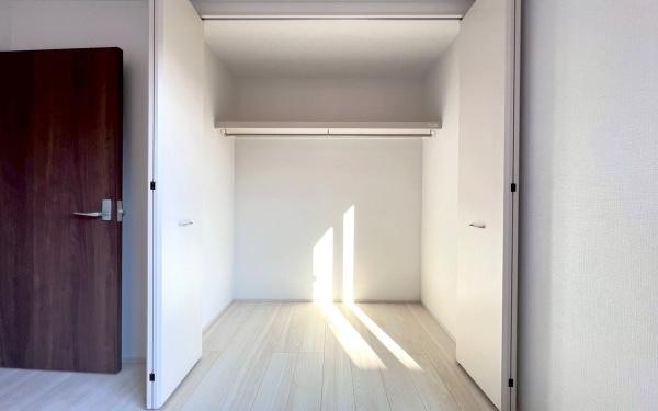 �_�ސ쌧���l�s���������̐V�z��ˌ��Ă̎��[