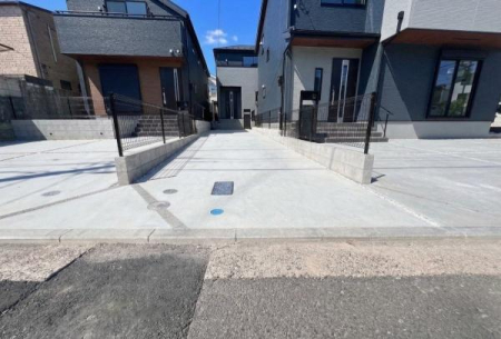 �_�ސ쌧���l�s���������̐V�z��ˌ��Ă̒��ԏ�