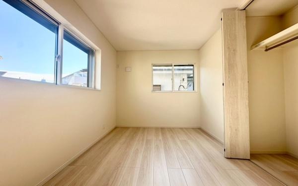 �_�ސ쌧���l�s�ߌ��擌����3���ڂ̐V�z��ˌ��Ă̐Q��