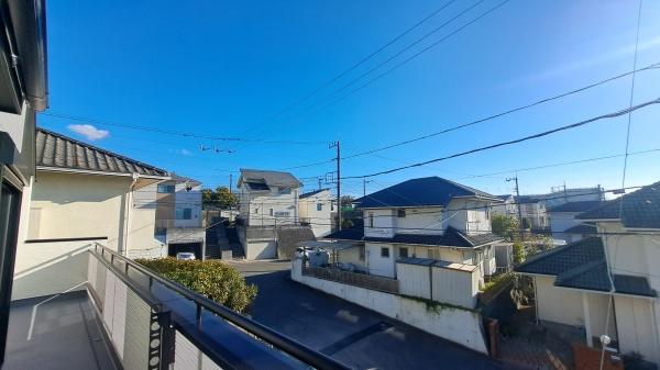 �_�ސ쌧���l�s�`�����쒆��2���ڂ̐V�z��ˌ��Ă̏Z�˂���̒��]�ʐ^