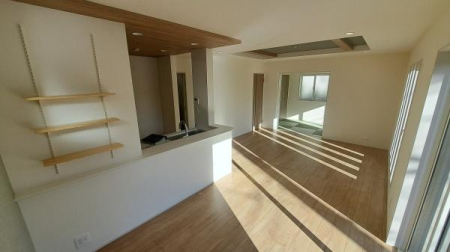 �_�ސ쌧���l�s�`�����쒆��2���ڂ̐V�z��ˌ��Ẵ��r���O