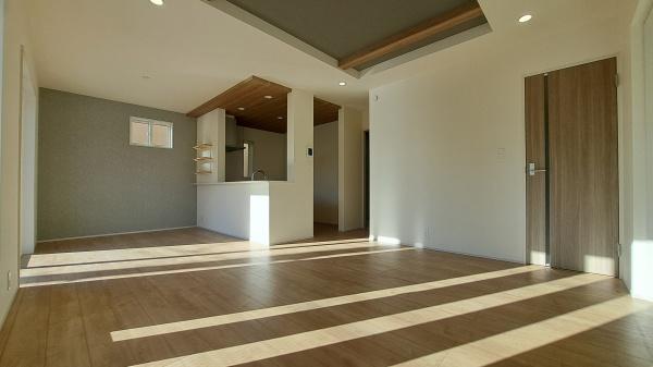 �_�ސ쌧���l�s�`�����쒆��2���ڂ̐V�z��ˌ��Ẵ��r���O