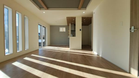 �_�ސ쌧���l�s�`�����쒆��2���ڂ̐V�z��ˌ��Ẵ��r���O