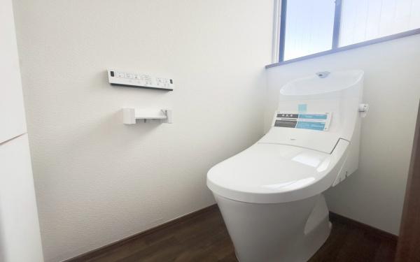 �_�ސ쌧���l�s�t��j��2���ڂ̒��È�ˌ��Ẵg�C��