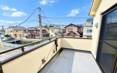 �_�ސ쌧���l�s���J�扺���J1���ڂ̒��È�ˌ��Ẵo���R�j�[