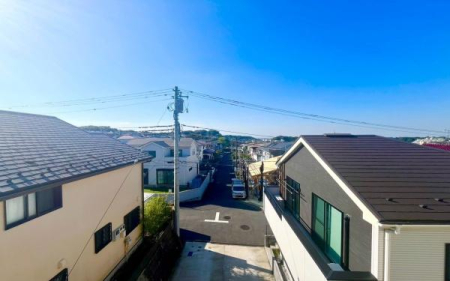�_�ސ쌧���l�s�h����c���̐V�z��ˌ��Ă̏Z�˂���̒��]�ʐ^