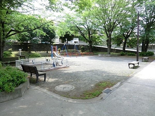 �_�ސ쌧���l�s�h��T�䒬�̓y�n�̎��ӊ�