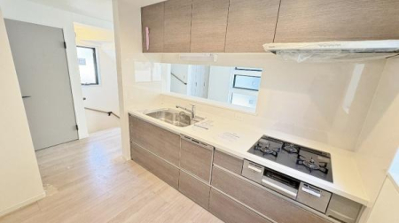 �_�ސ쌧���l�s��q�撆�l���̐V�z��ˌ��ẴL�b�`��