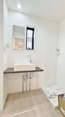 �_�ސ쌧���l�s��q�撆�l���̐V�z��ˌ��Ă̐��ʑ�E���ʏ�