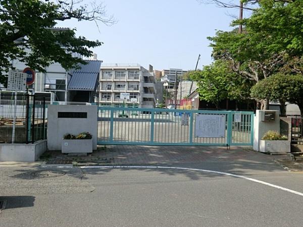 �_�ސ쌧���l�s�����Z�Y3���ڂ̒��Ã}���V�����̎��ӊ�